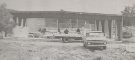 Construction of the Autos/roods shop